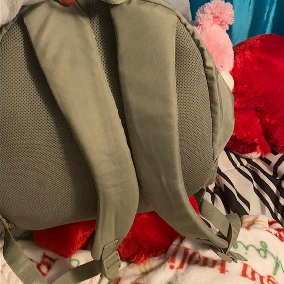 Pink backpack - Picture 4 of 4